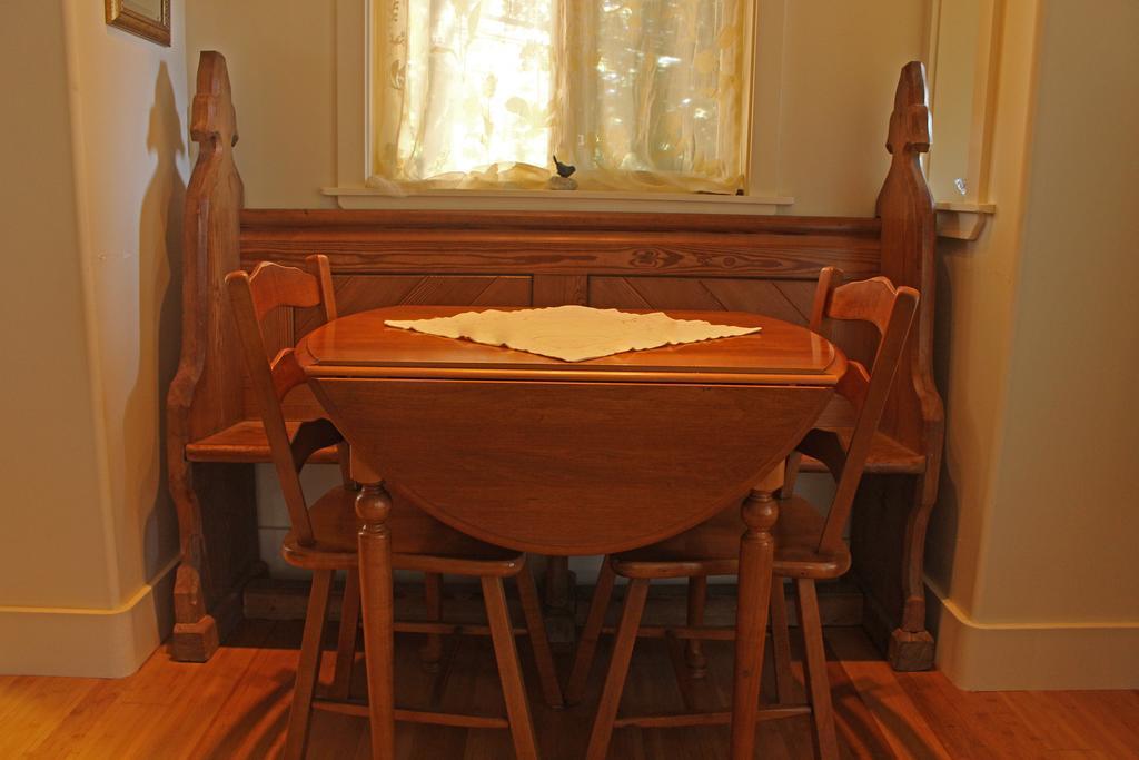 Ganges Thistle Dew Cottage חדר תמונה